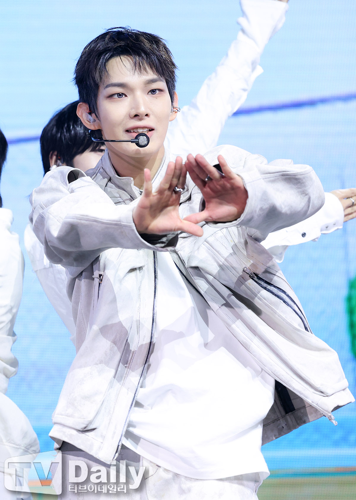 ƼºêÀ̵¥Àϸ® Æ÷Åä