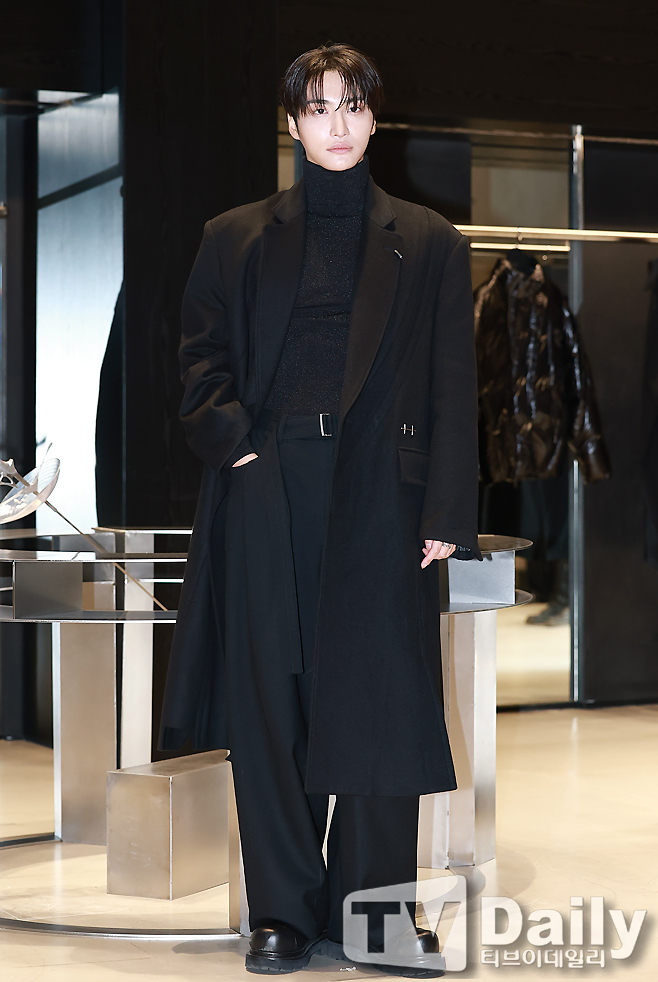 ƼºêÀ̵¥Àϸ® Æ÷Åä