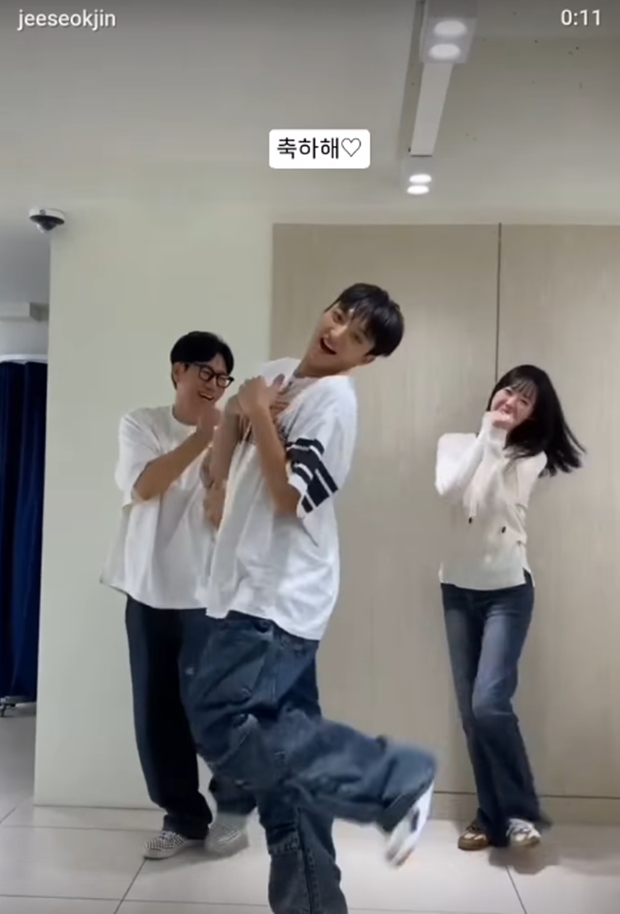 ƼºêÀ̵¥Àϸ® Æ÷Åä