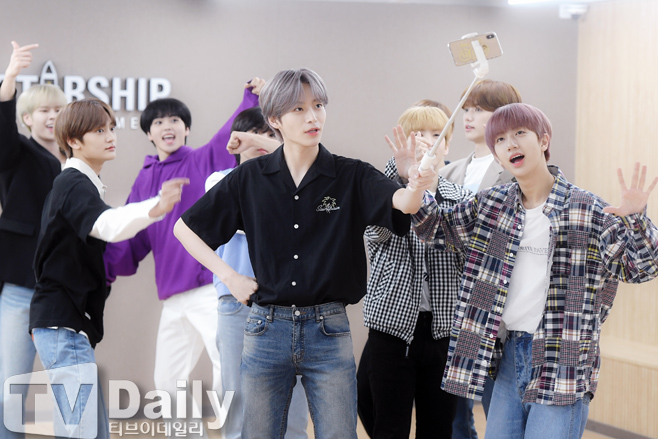 ƼºêÀ̵¥Àϸ® Æ÷Åä