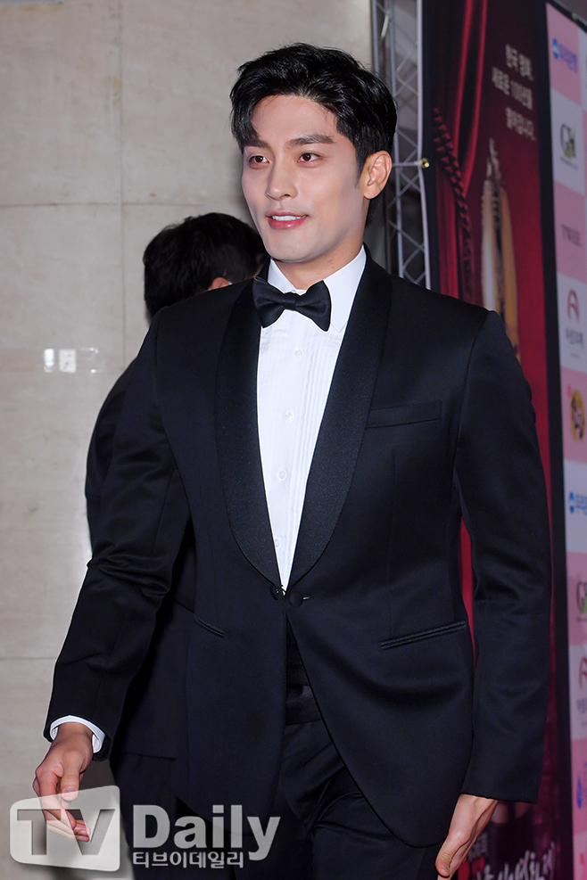 ³ªÈ¥ÀÚ»ê´Ù ¼ºÈÆ ÀνºÅ¸±×·¥ ¶óÀ̺ê À¯¾ÆÀÎ Áý ³ªÀÌ Å° Â÷ °í¾çÀÌ ¿îµ¿ ¼Õ´ãºñ ³ªÀÌ Áý Â÷ Àåµµ¿¬ ¹Ú³ª·¡ ±â¾È84 Â÷ ³ªÀÌ Áý ±èÈñö ³ªÀÌ À̽þð ½Ãû·ü