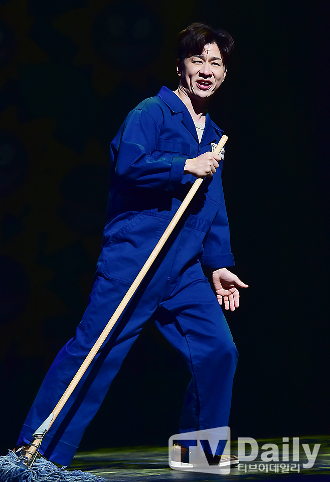 ƼºêÀ̵¥Àϸ® Æ÷Åä