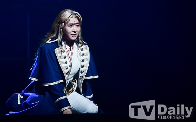 ƼºêÀ̵¥Àϸ® Æ÷Åä