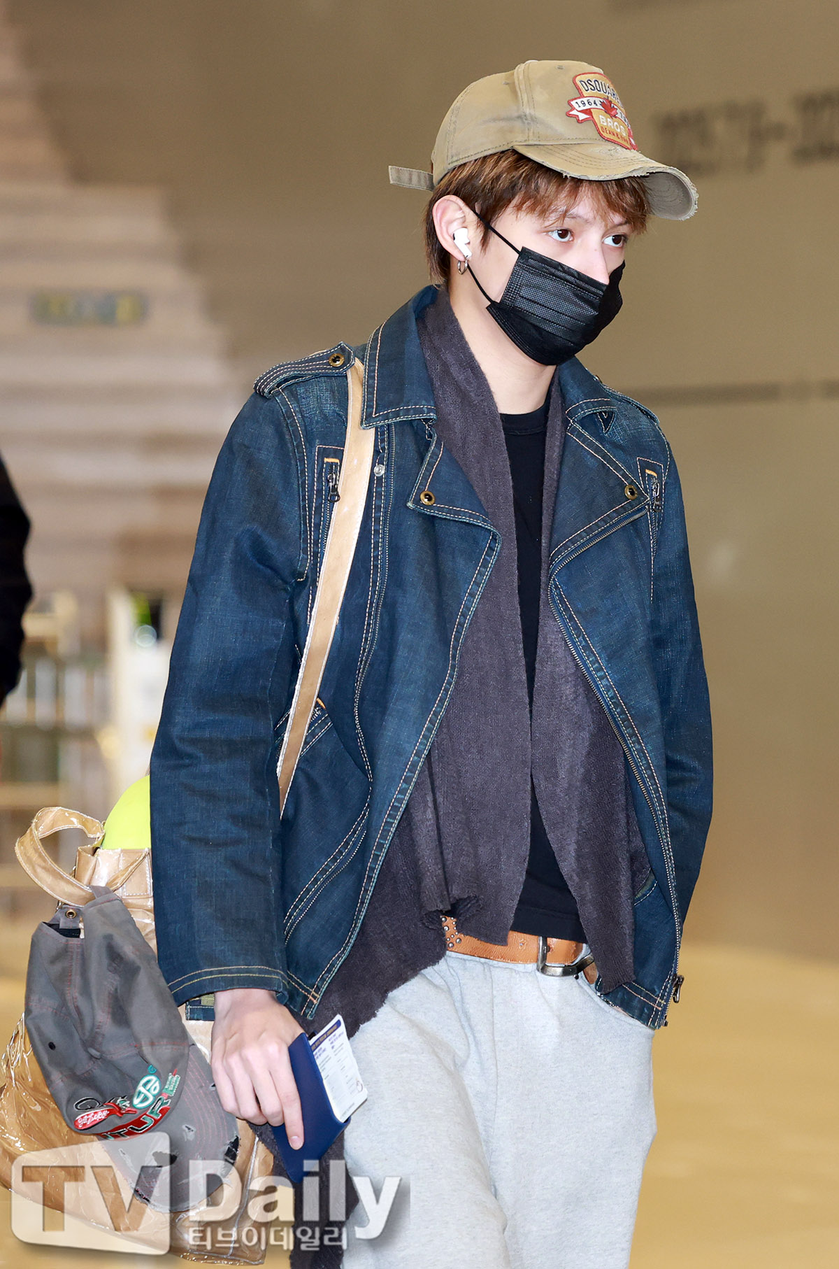 ƼºêÀ̵¥Àϸ® Æ÷Åä