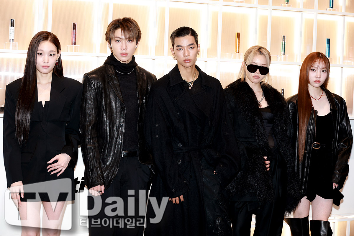 ƼºêÀ̵¥Àϸ® Æ÷Åä