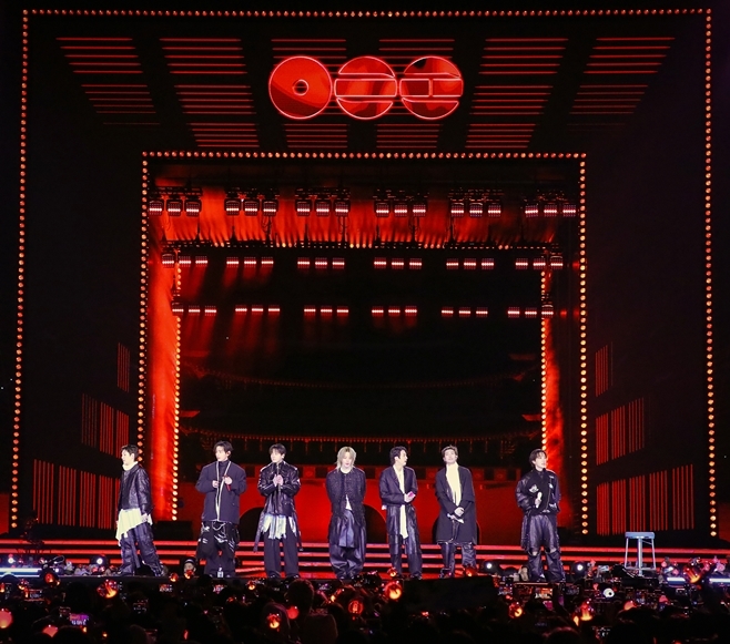 ¹æÅº¼Ò³â´Ü ±¤È¹® °ø¿¬, BTS ÄÄ¹é ¶óÀ̺ê: ¾Æ¸®¶û