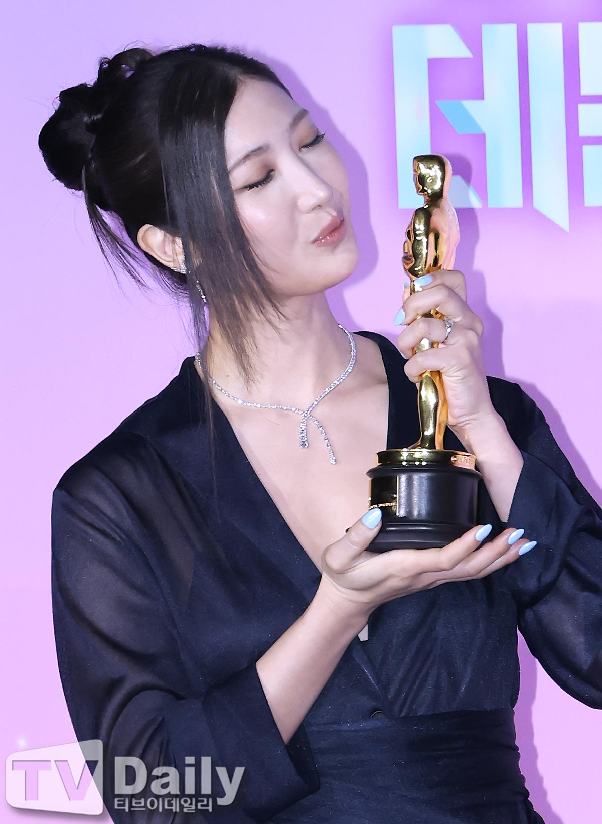 ƼºêÀ̵¥Àϸ® Æ÷Åä