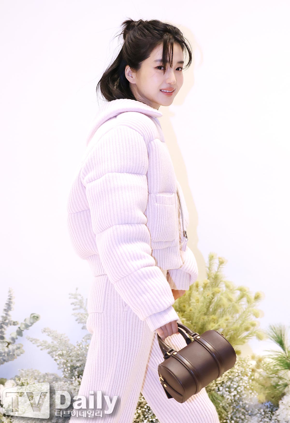 ƼºêÀ̵¥Àϸ® Æ÷Åä