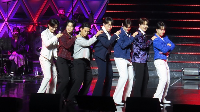 ƼºêÀ̵¥Àϸ® Æ÷Åä