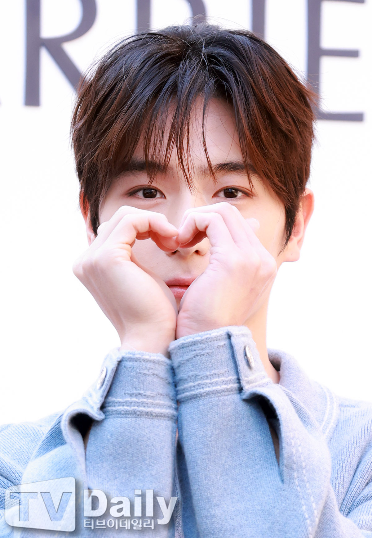 ƼºêÀ̵¥Àϸ® Æ÷Åä