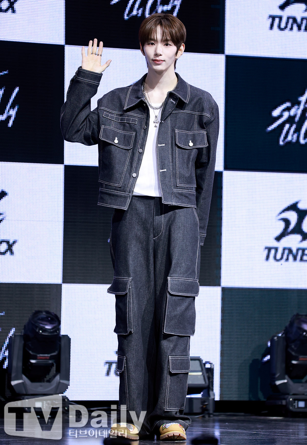 ƼºêÀ̵¥Àϸ® Æ÷Åä