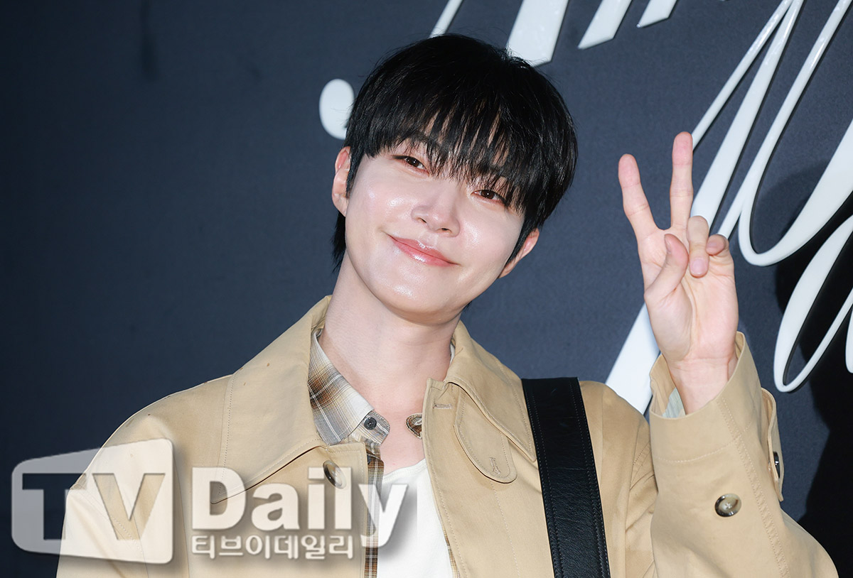 ƼºêÀ̵¥Àϸ® Æ÷Åä