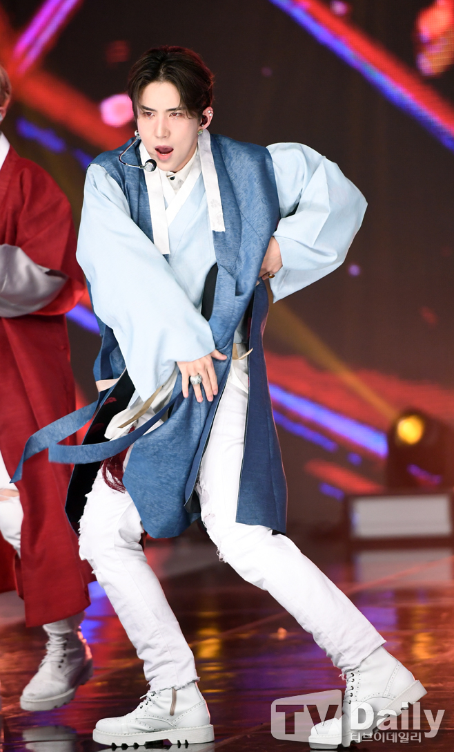 ƼºêÀ̵¥Àϸ® Æ÷Åä