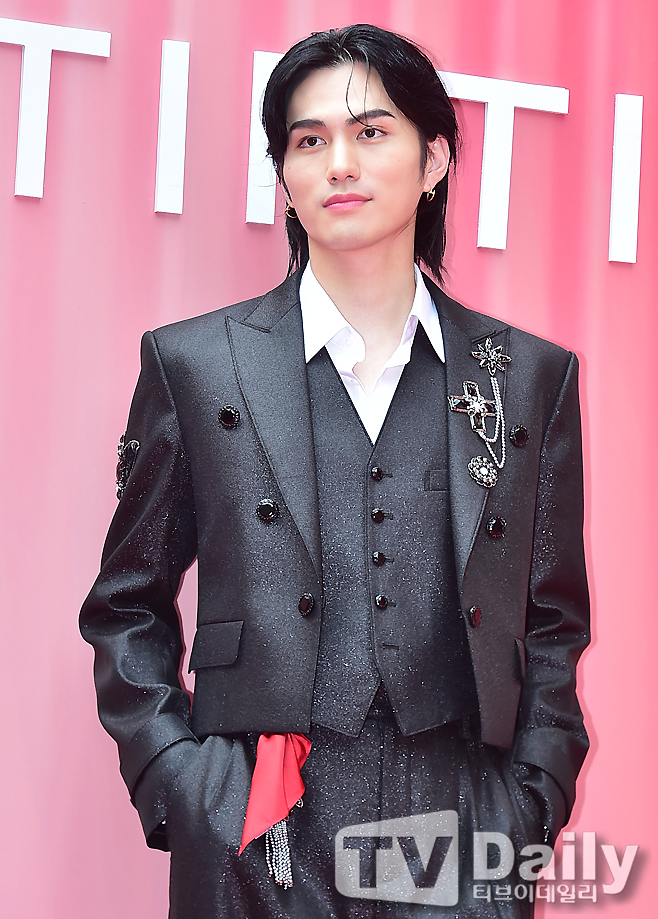 ƼºêÀ̵¥Àϸ® Æ÷Åä