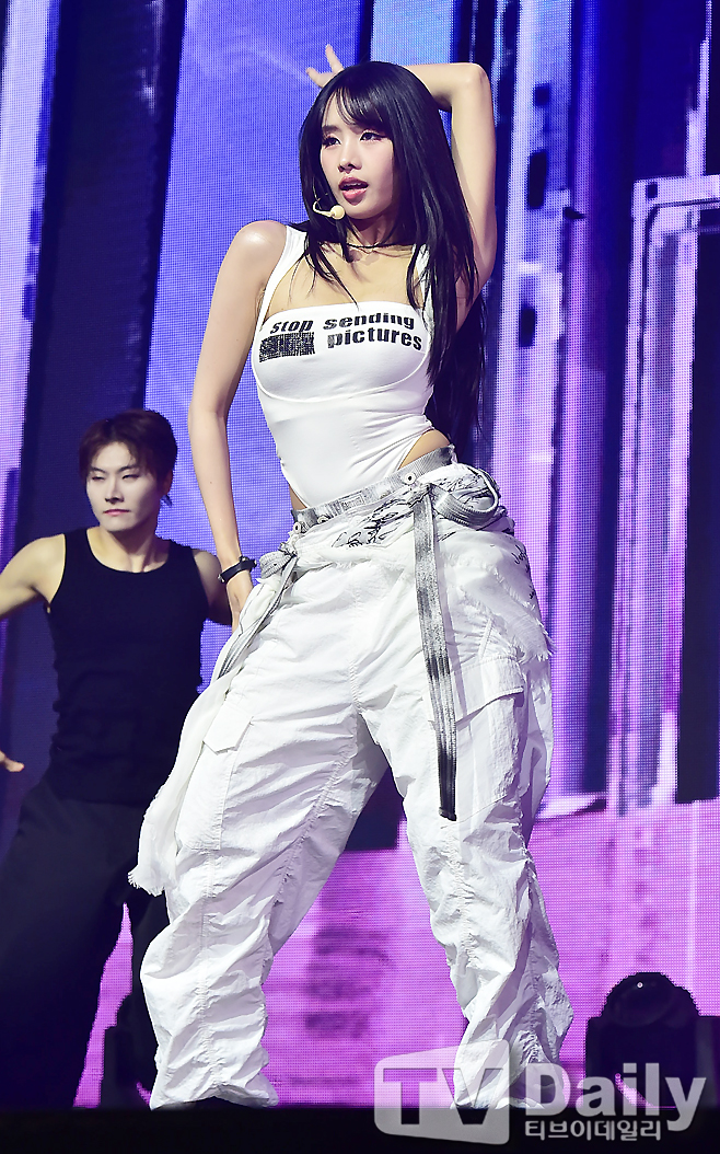 ƼºêÀ̵¥Àϸ® Æ÷Åä