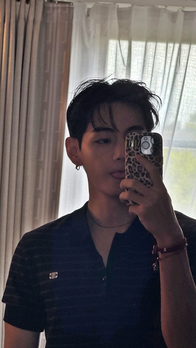 ׷ źҳ(BTS)  SNS
