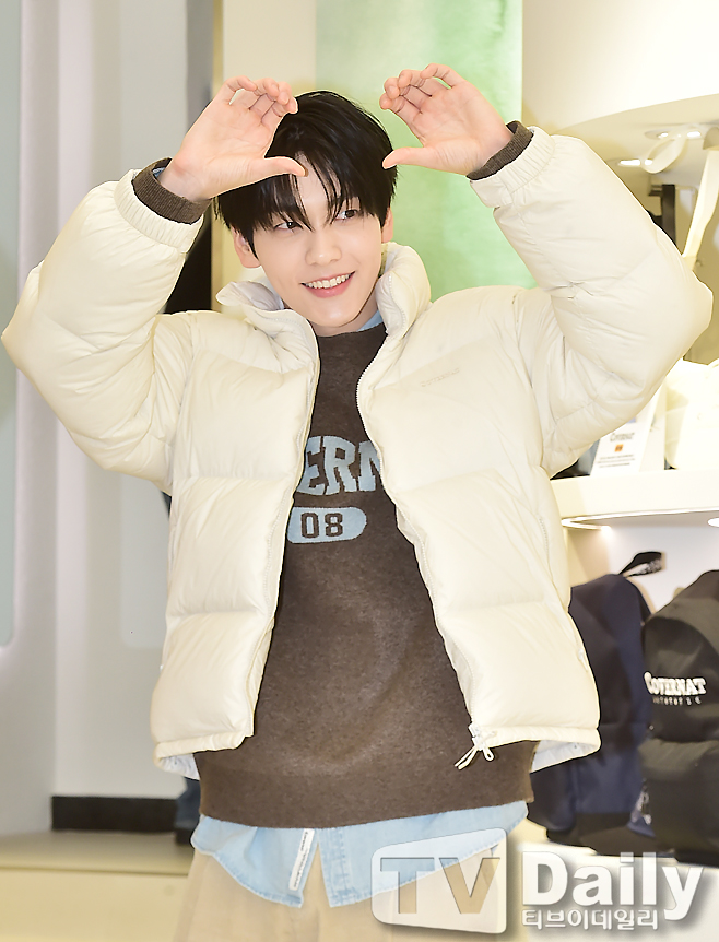 ƼºêÀ̵¥Àϸ® Æ÷Åä