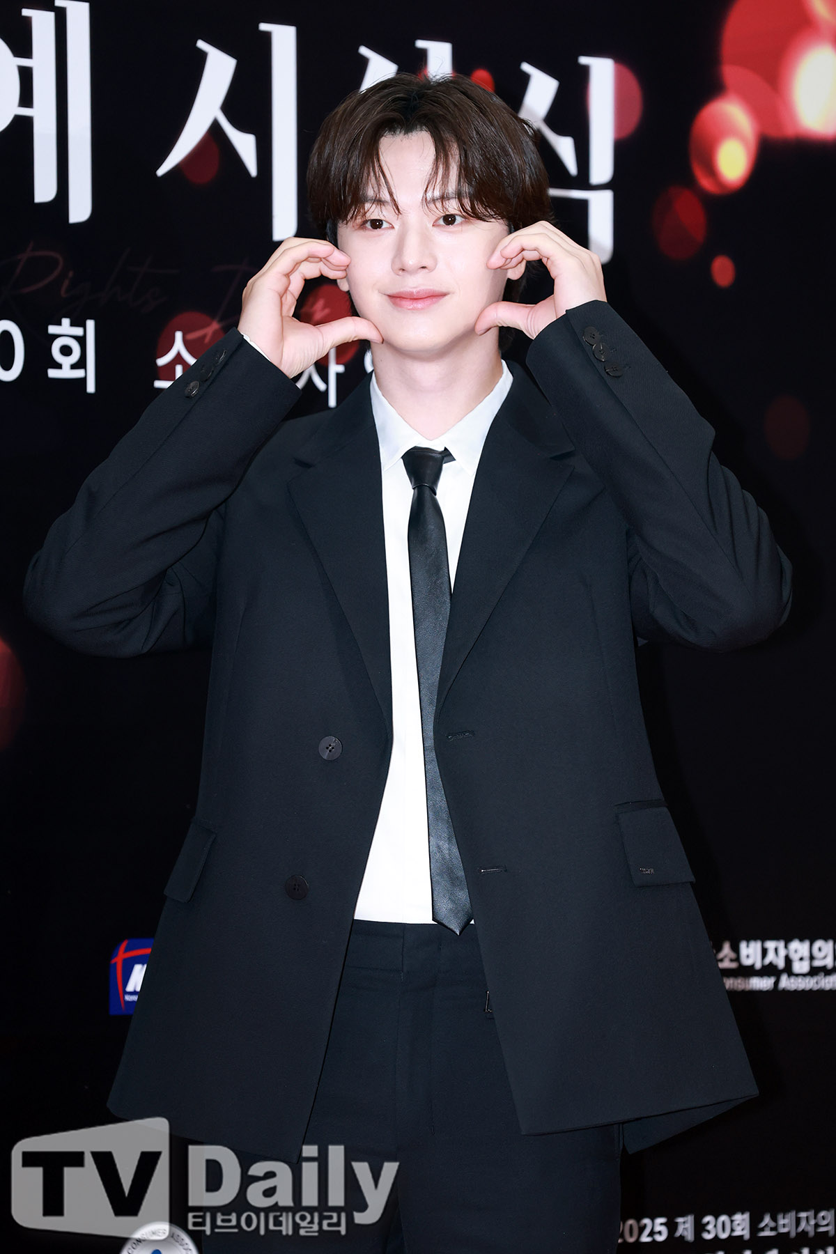 ƼºêÀ̵¥Àϸ® Æ÷Åä