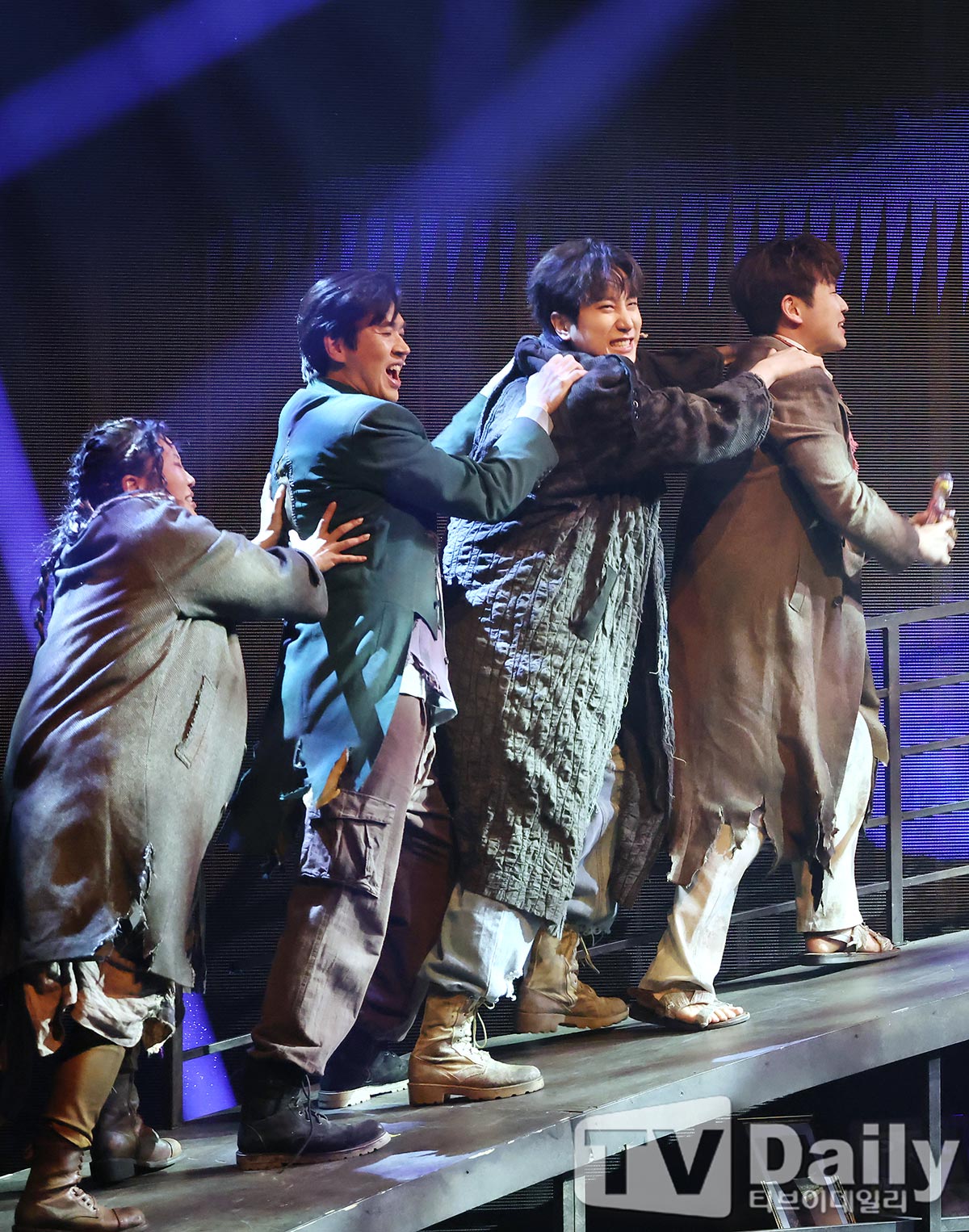 ƼºêÀ̵¥Àϸ® Æ÷Åä