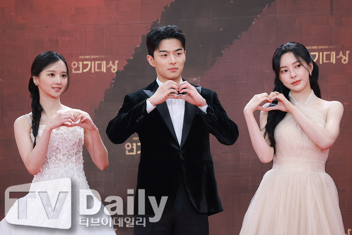 ƼºêÀ̵¥Àϸ® Æ÷Åä