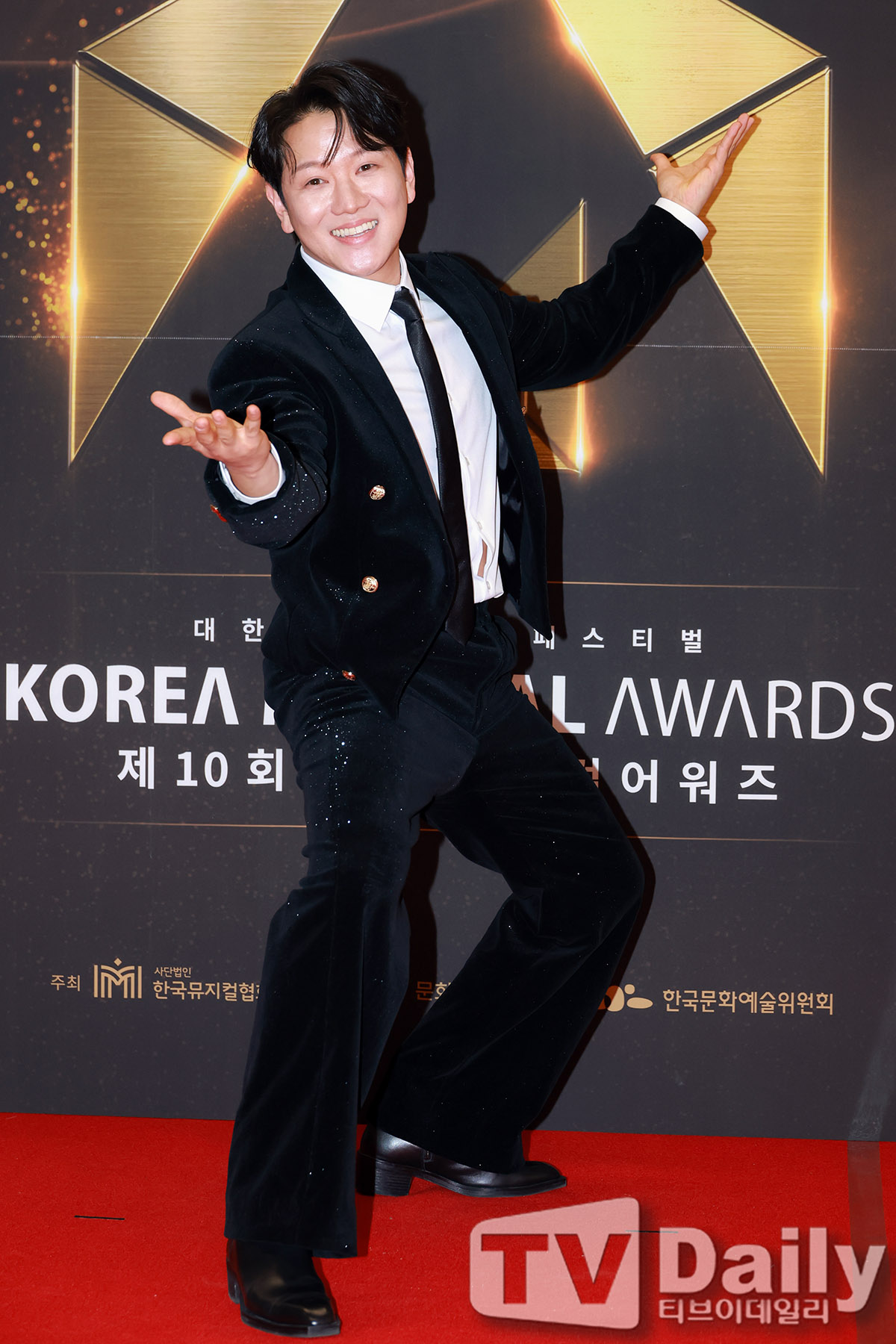 ƼºêÀ̵¥Àϸ® Æ÷Åä