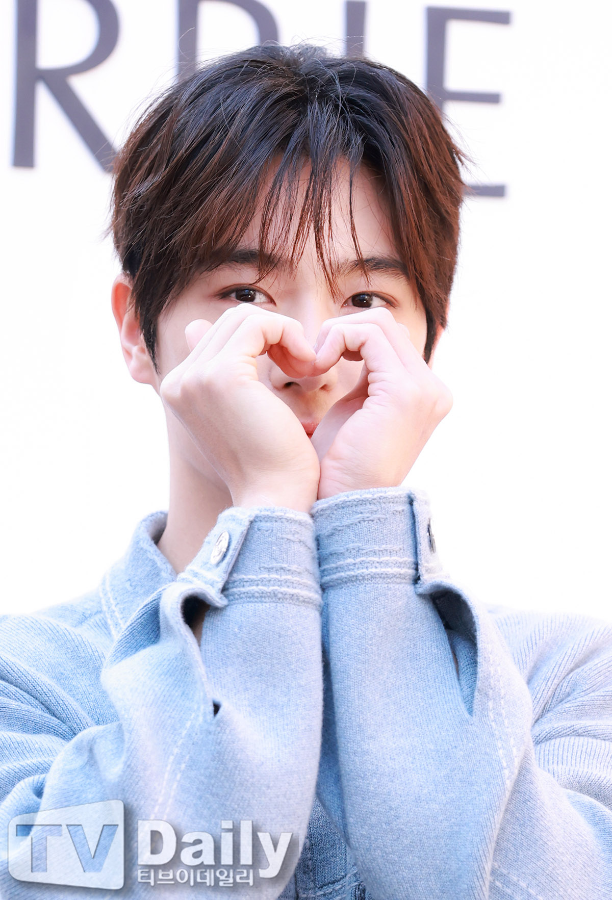 ƼºêÀ̵¥Àϸ® Æ÷Åä