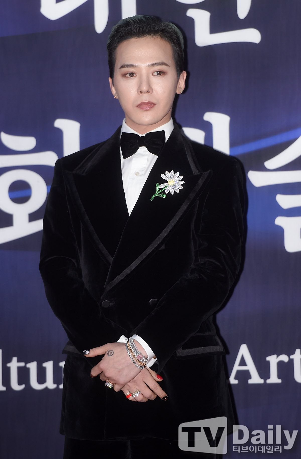 ƼºêÀ̵¥Àϸ® Æ÷Åä