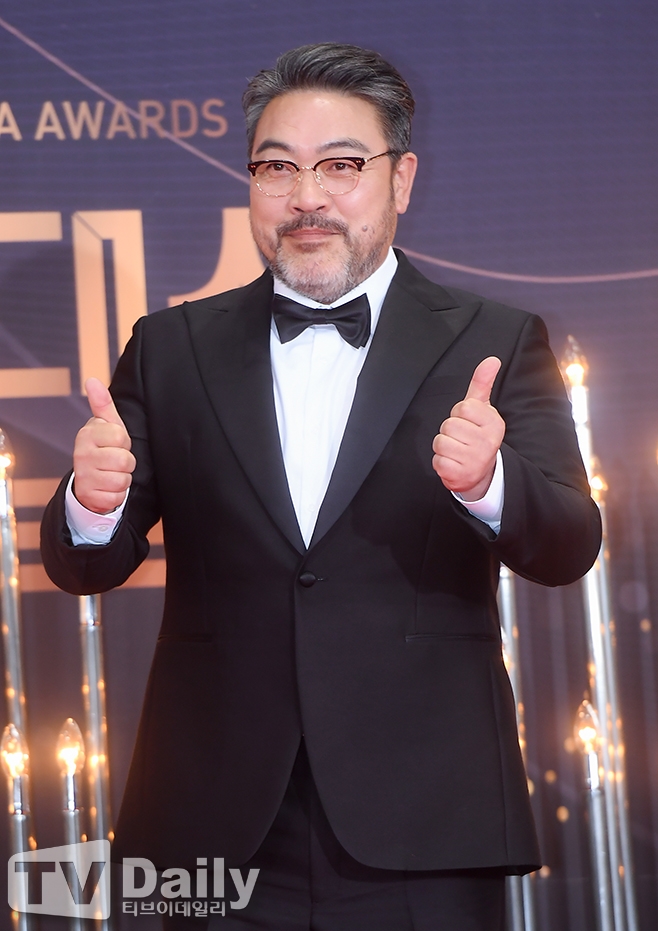 ��� �̿���