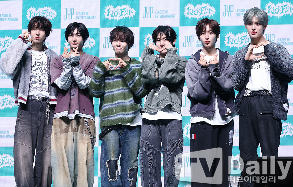 ƼºêÀ̵¥Àϸ® Æ÷Åä