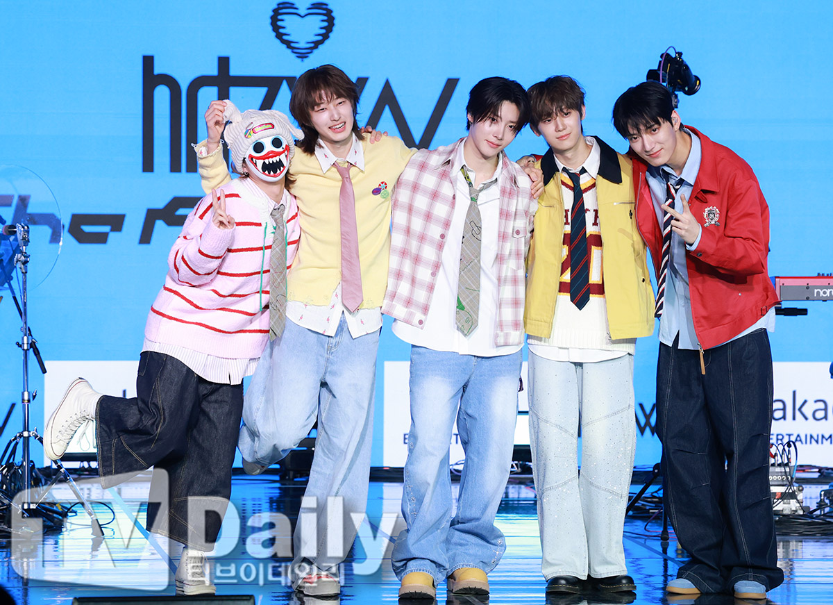 ƼºêÀ̵¥Àϸ® Æ÷Åä