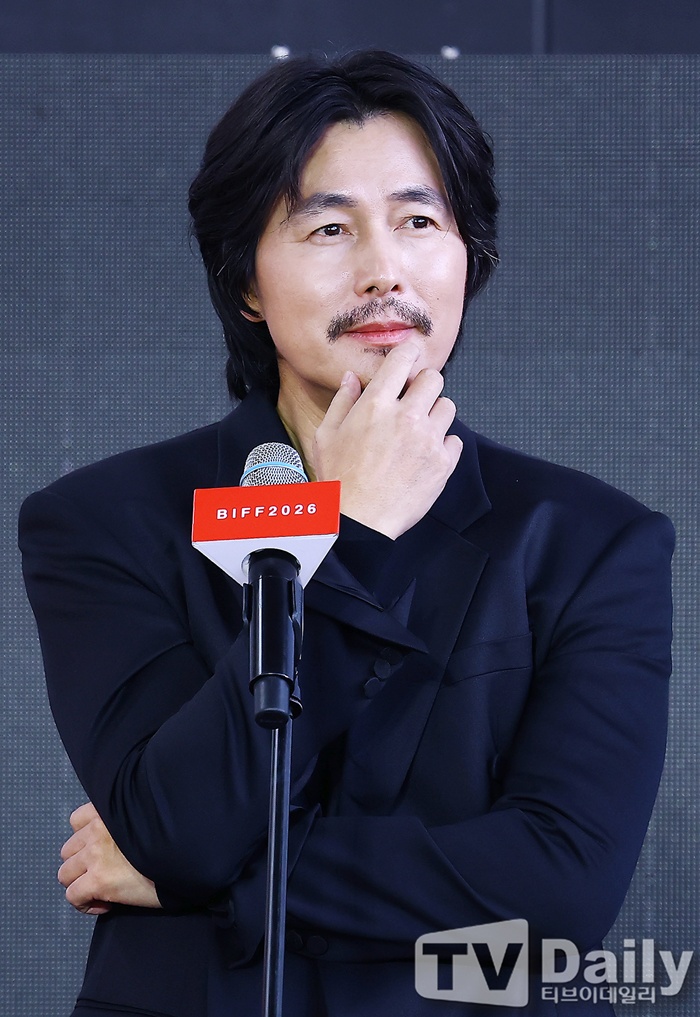 배우 정우성