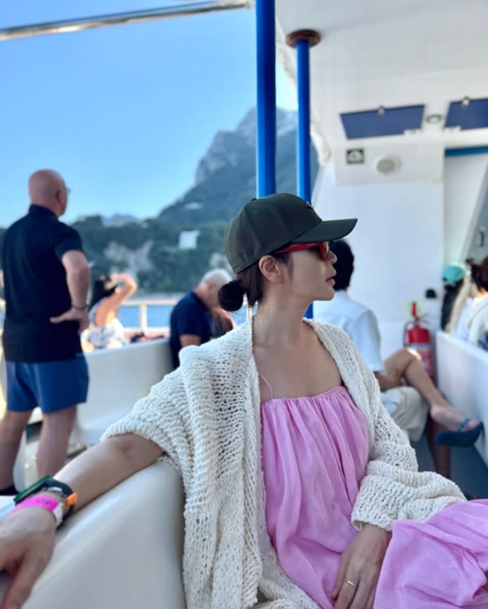 배우 김혜수 SNS