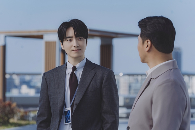 로또 1등도 출근합니다 이준혁